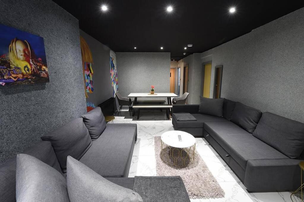 Апартаменты Back Turner Townhouse Манчестер Экстерьер фото